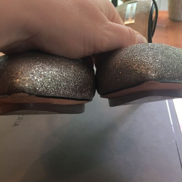 🎉HP🎉BCBGMaxAzria Black w/silver glitter heels 8M - Picture 10 of 10